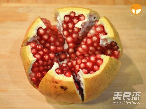 Pomegranate Jelly recipe