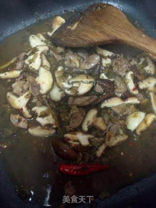 Chicken Gizzards with Pickled Vegetables recipe