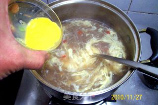 【autumn and Winter Green Shield】--- "garlic Miao Radish Hot and Sour Soup" recipe