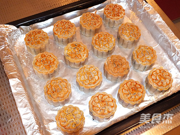 Cantonese Five-nen Moon Cake recipe