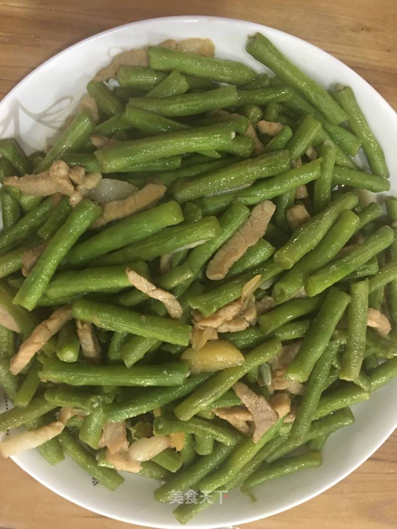 Stir-fried Long Beans with Shredded Pork recipe
