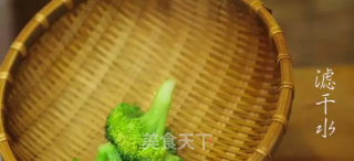 Trendy People: Broccoli in Oyster Sauce recipe