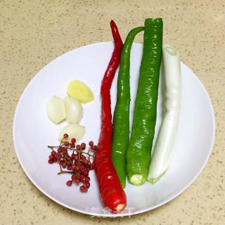 Hot and Sour Lotus Root with Fried Beef recipe