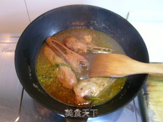 A New Way to Eat Half Braised and Half Braised--ecstasy Spicy Duck Head recipe