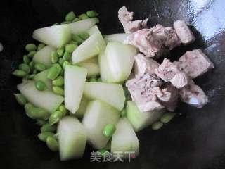 Edamame and Winter Melon Pork Ribs Soup recipe