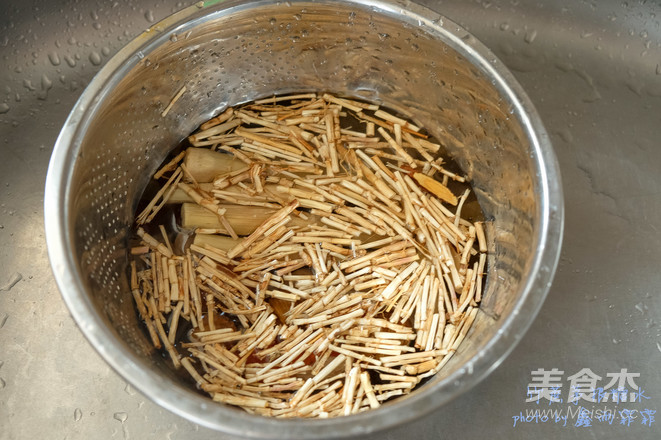 Bamboo Cane Root Sugar Water recipe