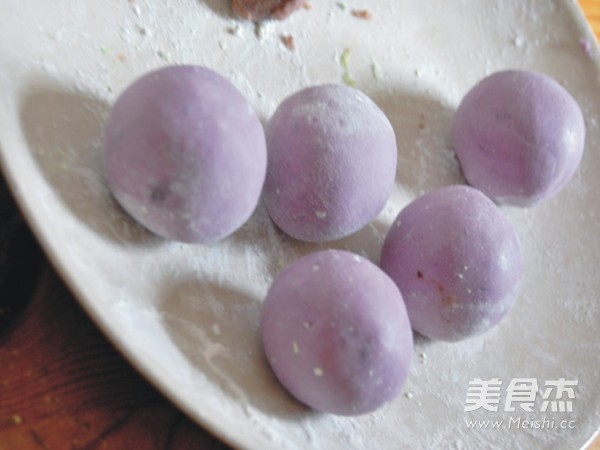 Purple Potato Bean Paste Dumpling recipe