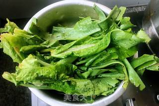 Krill Stirred Lettuce Leaves recipe