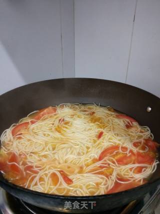 Tomato and Egg Noodles recipe