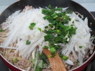 Shredded Radish Pie recipe