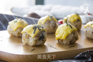 Eel and Cheese Rice Ball recipe