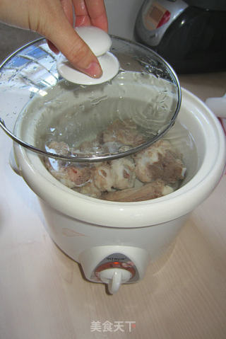 Fresh Vegetable Big Bone Soup recipe