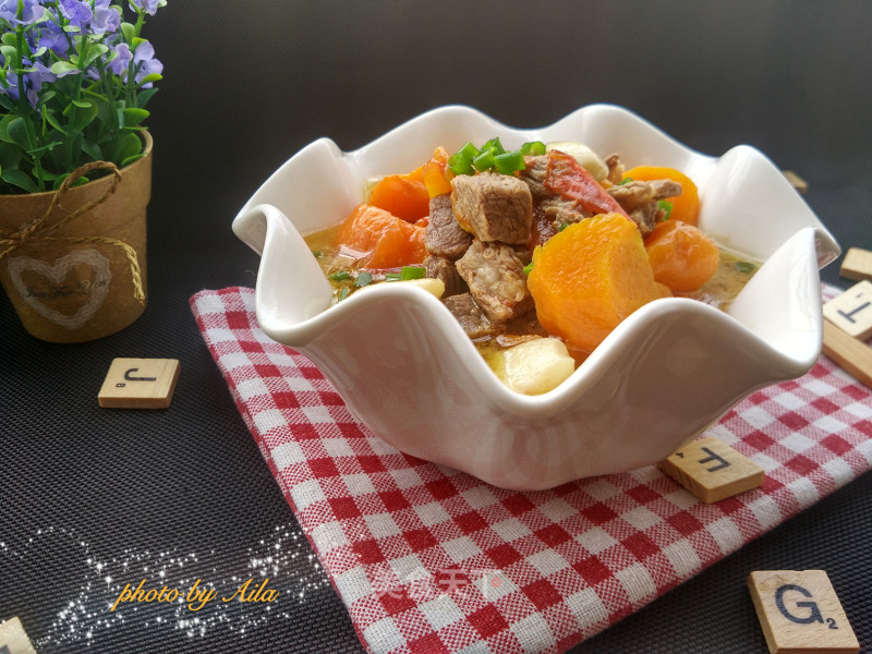 Beef Stew with Tomato and Carrot recipe