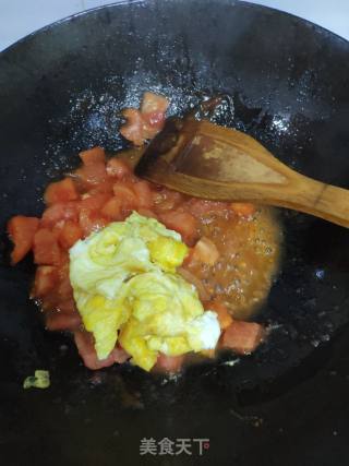 Scrambled Eggs with Tomatoes recipe