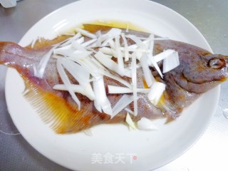 Yellowtail Flounder with Scallion Oil recipe