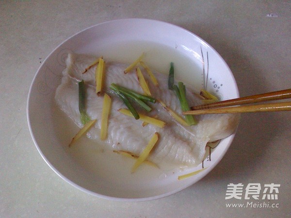 Steamed Long Li Fish Fillet recipe