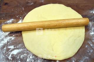 Strawberry Rolls with Sugar Coated Cheese recipe