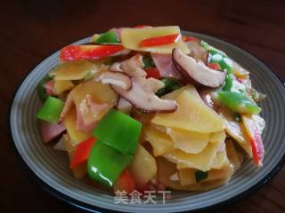 #下饭菜#～fried Potato Chips with Mushrooms recipe