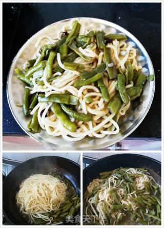 Fried Noodles with Beans recipe