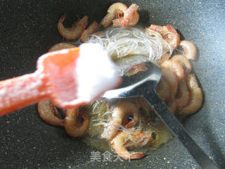 Fried Vermicelli with Sea Shrimp recipe
