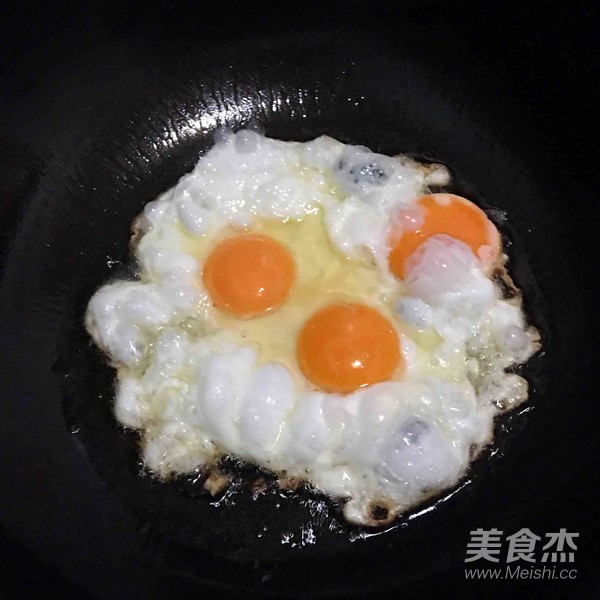 Five Liu Fried Eggs recipe