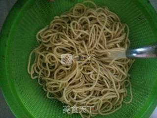 Fried Noodles with Onion and Pork recipe