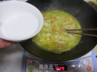 Seasonal Vegetable Soup with Pleurotus Mushroom, Long Liyu, and Fish for All Ages recipe