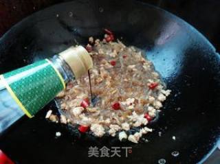 Stir-fried Vermicelli with Minced Meat and Chives recipe