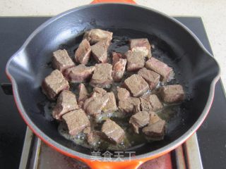 Mango Beef Dice recipe