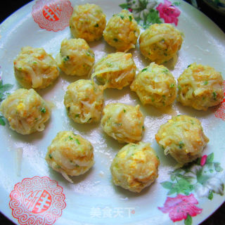 Steamed Carrot Balls recipe