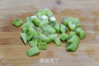 Kiwi Round Soup recipe