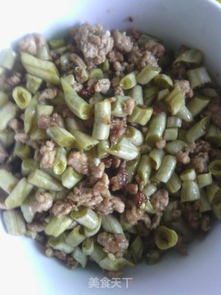 Home-cooked Side Dish-rotten Meat Cowpea recipe