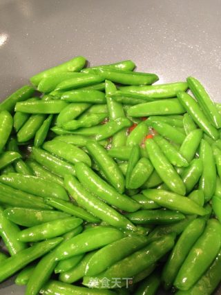 Spicy Stir-fried Sweet Beans recipe