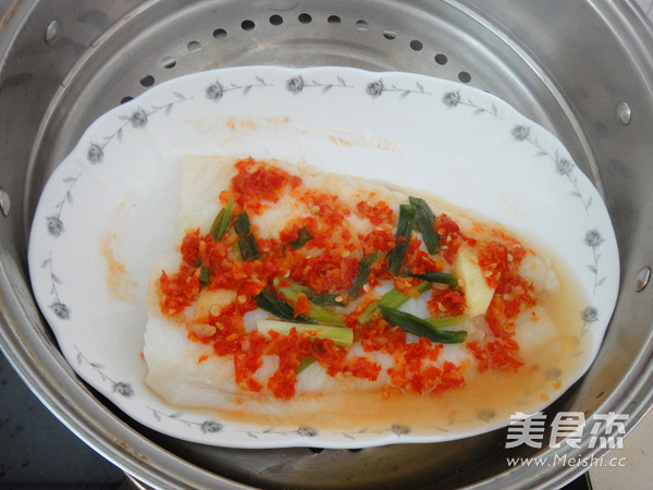 Steamed Chopped Pepper Long Li Fish recipe