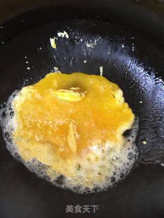 How to Fry Golden and Silver Eggs recipe