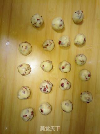 Red Date Butter Cookies recipe