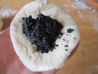 Sesame Yogurt Whole Wheat Bun recipe