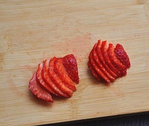 Goldfish (strawberry Creative Placing) recipe