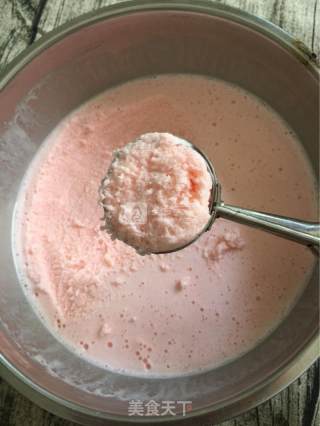 Strawberry Flavored Yogurt Ice Cream recipe