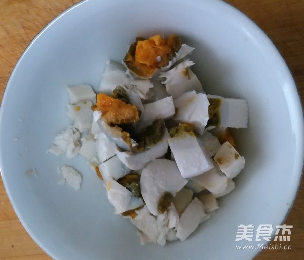 Stir-fried Green Beans with Salted Egg recipe