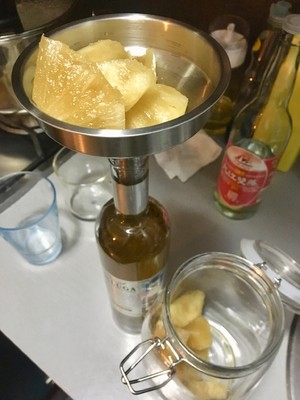 Pineapple Wine/vodka 40° Waiting for Maturation (fastest 1 Month) recipe