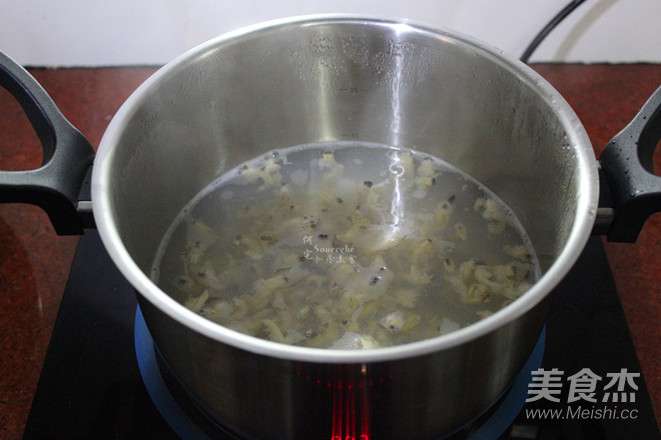 Seaweed Clam Soup recipe