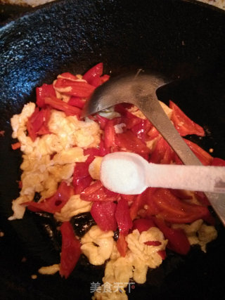 Scrambled Eggs with Red Bell Pepper recipe