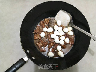 Braised Pork Ribs with Quail Eggs recipe