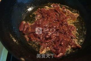 Stir-fried Pork Liver with Peppers and Carrots recipe