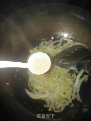 Cabbage Poached Egg White Noodle Soup recipe