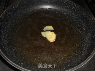 Fried Radish with Puffy Skin recipe