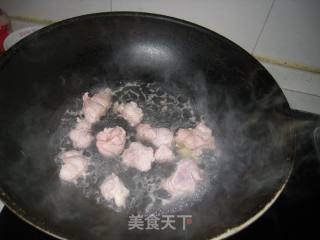 Stewed Lean Pork with Winter Grass Chuanbei recipe