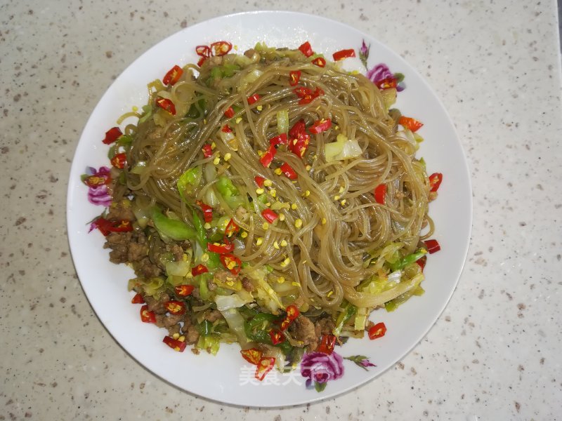 Stir-fried Vermicelli with Cabbage recipe