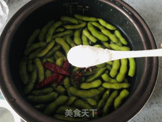 Salted Edamame is Simple and Delicious, It’s A Must for A Night Snack recipe